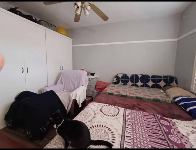 2 BEDROOM APARTMENT FOR SALE IN ESSENWOOD